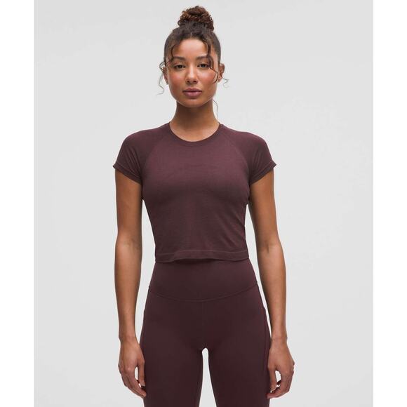 0156 NWT LLL Swiftly Tech Cropped Short-Sleeve Shirt 2.0 Goodnight Plum Sz 2 - Picture 1 of 3
